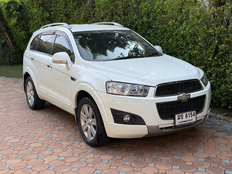 รถ Chevrolet Captiva 2.0 LT 4WD สี ขาว