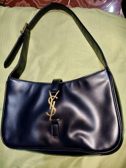 กระเป๋า SAINT LAURENT LE 5 A 7 SHOULDER BAG IN SMOOTH LEATHER
 รูปที่ 7