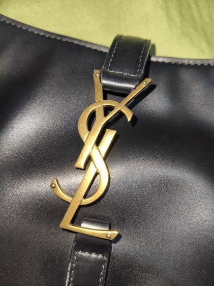 กระเป๋า SAINT LAURENT LE 5 A 7 SHOULDER BAG IN SMOOTH LEATHER
 รูปที่ 18