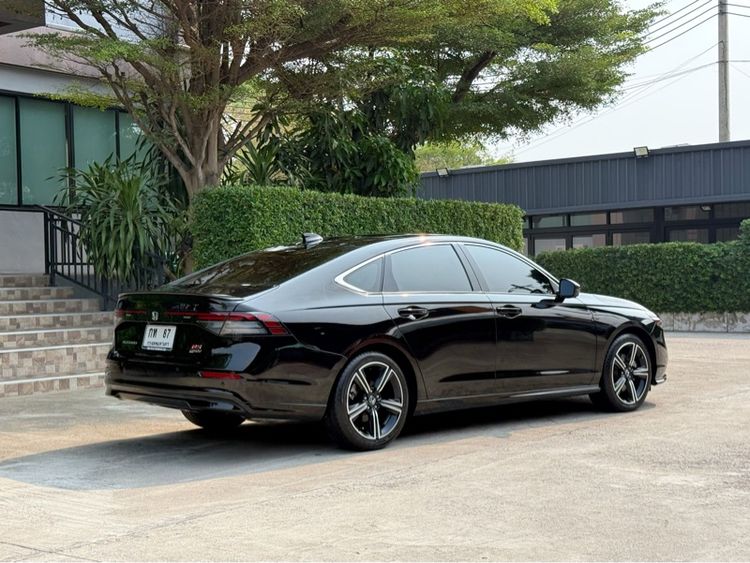Honda Accord 2024 2.0 e:HEV RS Sedan ไฮบริด ไม่ติดแก๊ส เกียร์อัตโนมัติ ดำ รูปที่ 3