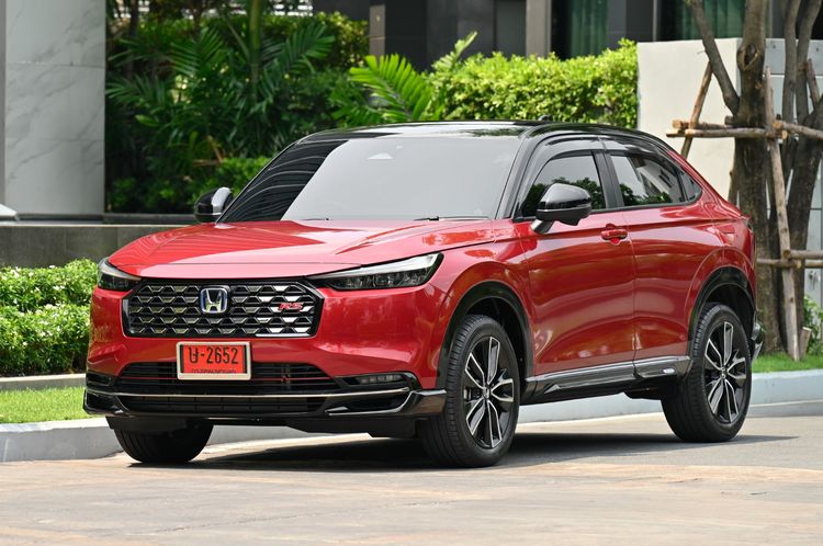 รถ Honda HR-V 1.5 e:HEV RS สี แดง