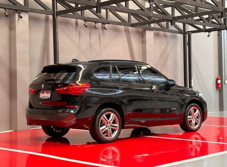 BMW X1 2018 2.0 sDrive18d M Sport Utility-car ดีเซล ไม่ติดแก๊ส เกียร์อัตโนมัติ ดำ รูปที่ 3