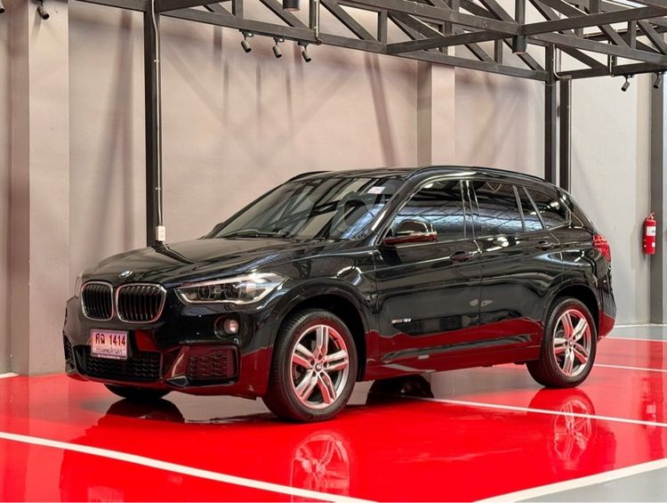 BMW X1 2018 2.0 sDrive18d M Sport Utility-car ดีเซล ไม่ติดแก๊ส เกียร์อัตโนมัติ ดำ รูปที่ 4
