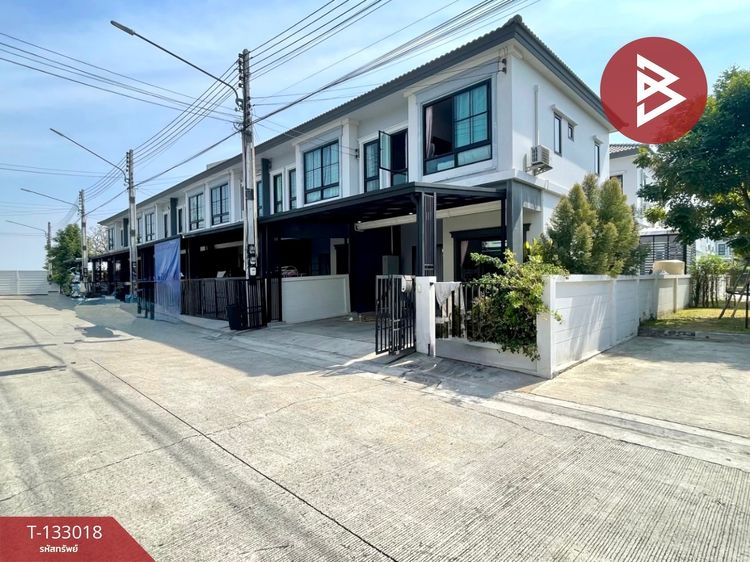 ขายทาวน์เฮ้าส์ หมู่บ้านบริทาเนีย บางนา กม.42 บางปะกง ฉะเชิงเทรา