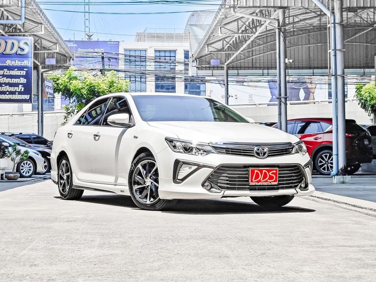 Toyota Camry 2016 2.0 G Extremo Sedan เบนซิน เกียร์อัตโนมัติ ขาว รูปที่ 4