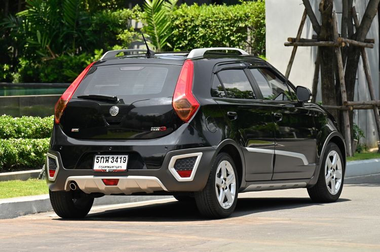 MG MG3 2017 1.5 Xross X Sedan เบนซิน ไม่ติดแก๊ส เกียร์อัตโนมัติ ดำ รูปที่ 4