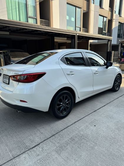 Mazda Mazda 2 2019 1.3 Skyactiv-G Sedan เบนซิน เกียร์อัตโนมัติ ขาว รูปที่ 2