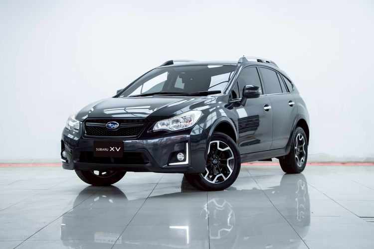 รถ Subaru XV 2.0 P 4WD สี ดำ