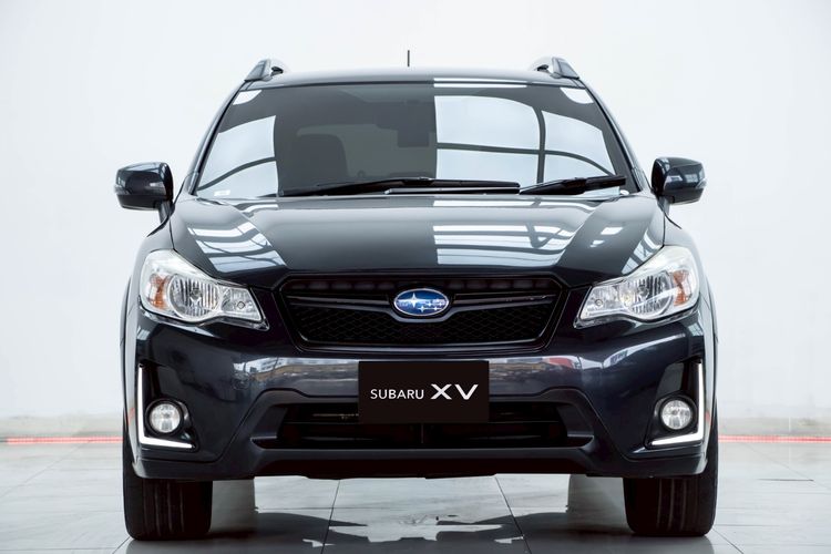 Subaru XV 2018 2.0 P 4WD Utility-car เบนซิน ไม่ติดแก๊ส เกียร์อัตโนมัติ ดำ รูปที่ 4