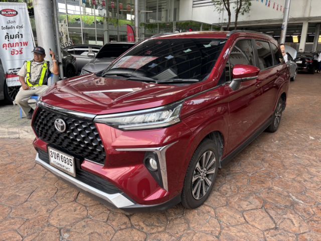 รถ Toyota Veloz 1.5 Smart สี แดง