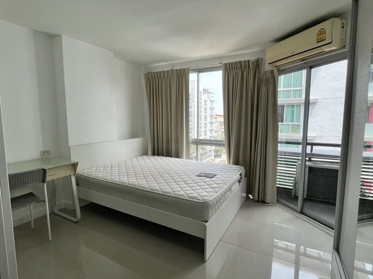 อื่นๆ ไม่อนุญาต ตกแต่งครบ 2015 Swift Condo ใกล้ ABAC บางนา 