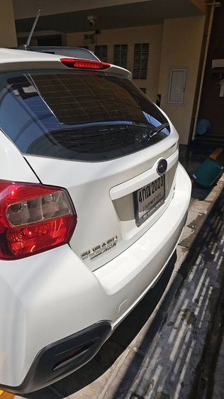 Subaru XV 2014 2.0 XV 4WD Utility-car เบนซิน ไม่ติดแก๊ส เกียร์อัตโนมัติ ขาว รูปที่ 2