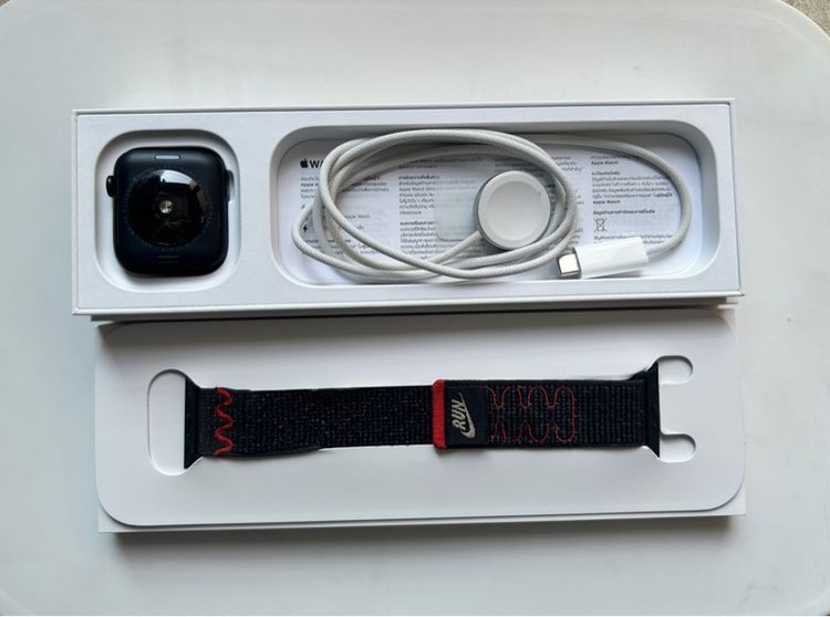 Apple Watch SE 3  รูปที่ 2