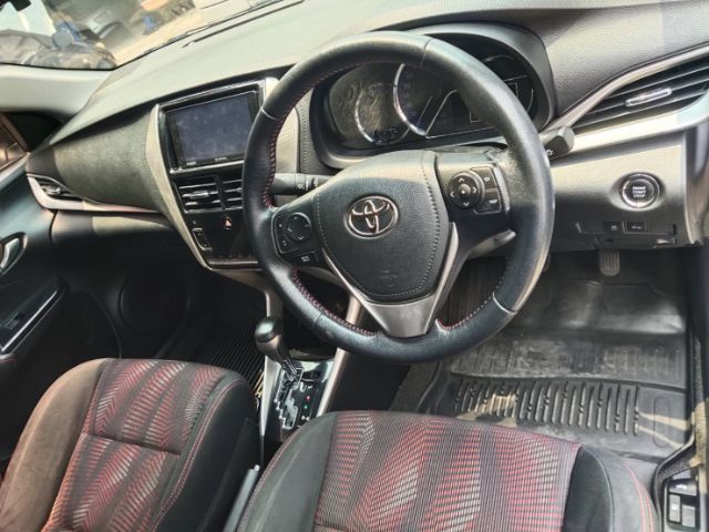 Toyota Yaris ATIV 2019 1.2 S Sedan เบนซิน ไม่ติดแก๊ส เกียร์อัตโนมัติ เทา รูปที่ 4
