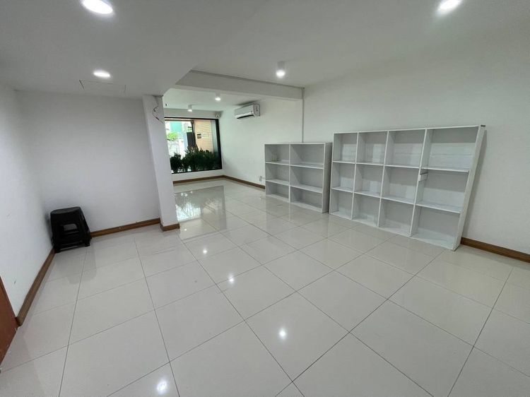 ออฟฟิศลาดพร้าว 64 รูปที่ 4