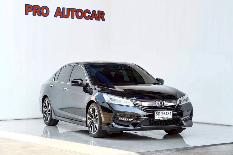Honda Accord 2016 2.0 Hybrid Tech Sedan ไฮบริด ไม่ติดแก๊ส เกียร์อัตโนมัติ ดำ รูปที่ 2