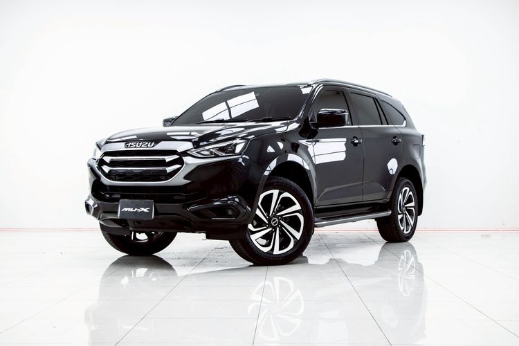 รถ Isuzu MU-X 3.0 Ultimate AT 2WD สี ดำ