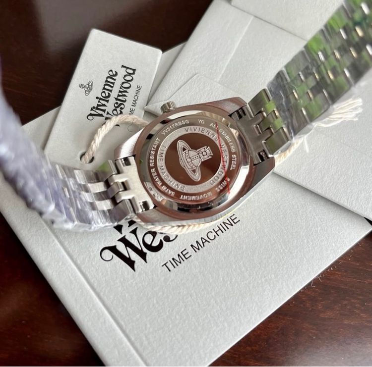 นาฬิกาข้อมือ Vivienne Westwood Fenchurch แดงเชอรี่ล้อมเพชร แบรนด์แท้ รูปที่ 5