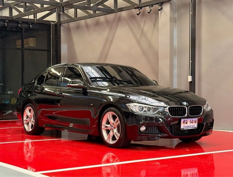 รถ BMW Series 3 320d สี ดำ