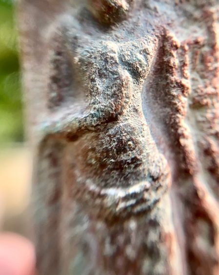 พระร่วงหลังรางปืน  รูปที่ 9