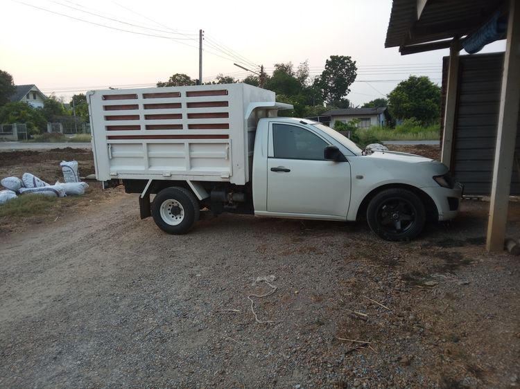 Mitsubishi Triton 2014 2.5 GL Pickup ดีเซล เกียร์ธรรมดา ขาว รูปที่ 2