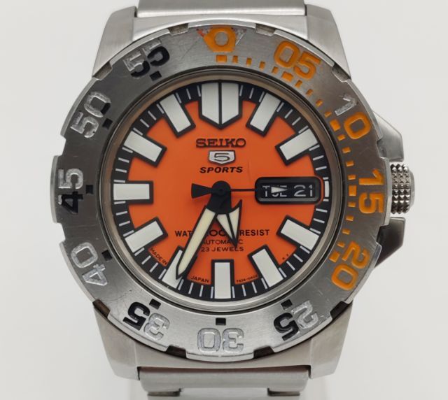 Seiko 5 Sports Mini Monster Gen1 SNZF49K1 รูปที่ 4