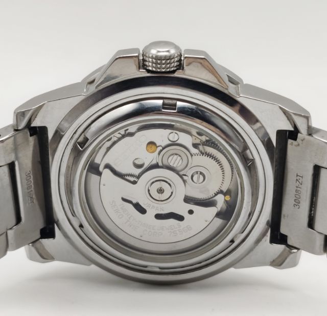 Seiko 5 Sports Mini Monster Gen1 SNZF49K1 รูปที่ 12