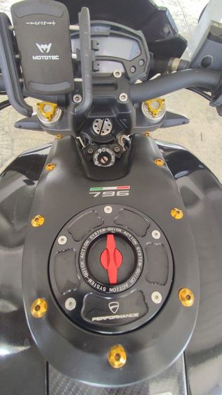 ducati monster 796 รูปที่ 10