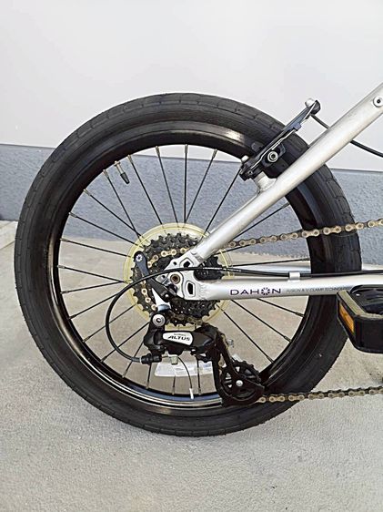  จักรยานพับ Dahon Horize สีบรอนซ์เทา สภาพเดิมๆ สวยใหม่ ล้อ20" มือเดียว นัดดูได้ ของอยู่บางเขน-สายใหม รูปที่ 4