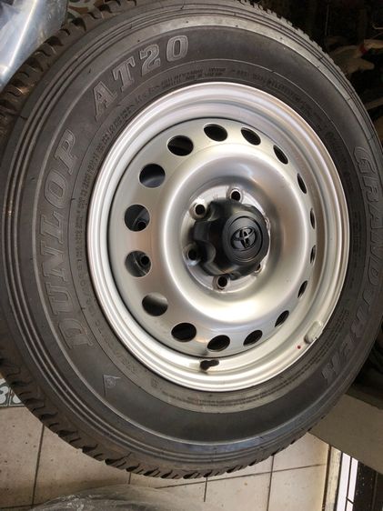 Dunlop กะทะล้อ 17นิ้ว Toyota revo ยาง225 70 17