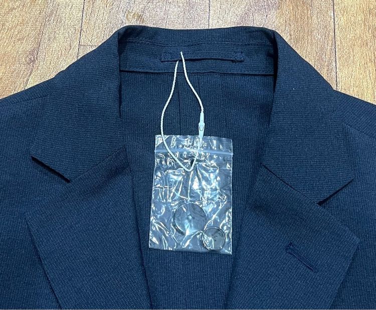 เสื้อ GU BLAZER รูปที่ 3