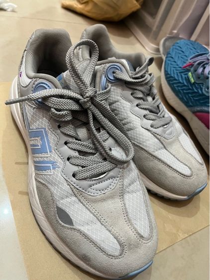 Shoes รูปที่ 5