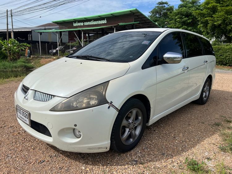รถ Mitsubishi Space Wagon 2.4 GLS Limited สี ขาว