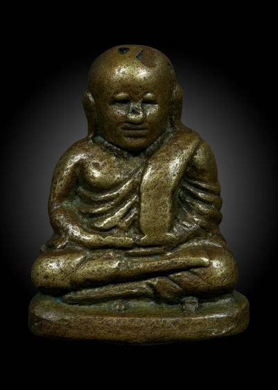 หลวงพ่อเงิน วัดบางคลาน พิมพ์นิยมเนื้อเก่ามากค่ะ