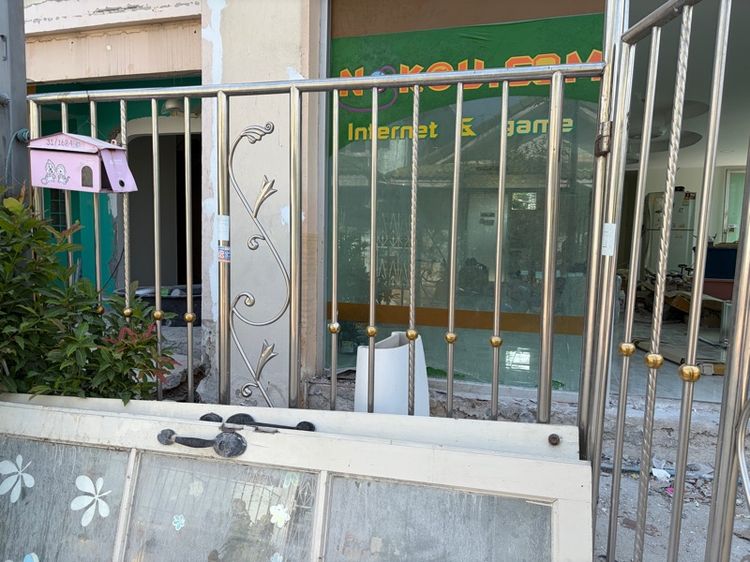 ประตูรั้วแสตนด์เลส มือสอง ขายเหมาด่วน ชุดรั้ว-ประตูสแตนเลส 304 (ยกชุด 9 ชิ้น) รูปที่ 3