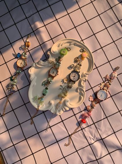 นาฬิกาข้อมือลูกปัด 