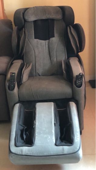 อุปกรณ์เพื่อสุขภาพ เก้าอี้นวดไฟฟ้า Osim นวดทุกส่วน  electronic massage chair 