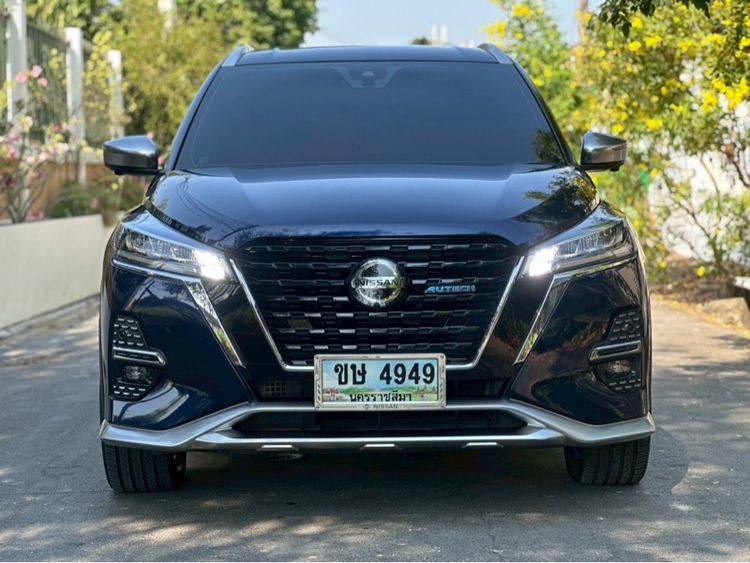 รถ Nissan Kicks 1.2 E สี ดำ