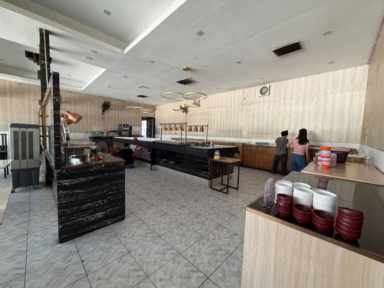 เซ้ง️ร้านหมูกระทะ  พร้อมน้ำตก ใจกลางเมือง อ่อนนุช 30 มีที่จอดรถในร้าน รูปที่ 3