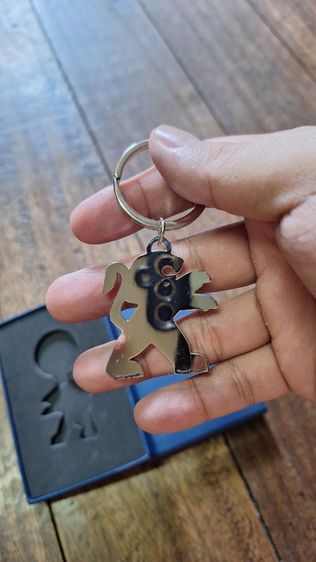 พวงกุญแจ Peugeot ของแท้จากแบรนด์โดยตรง มีกล่องสวยงาม รูปที่ 2