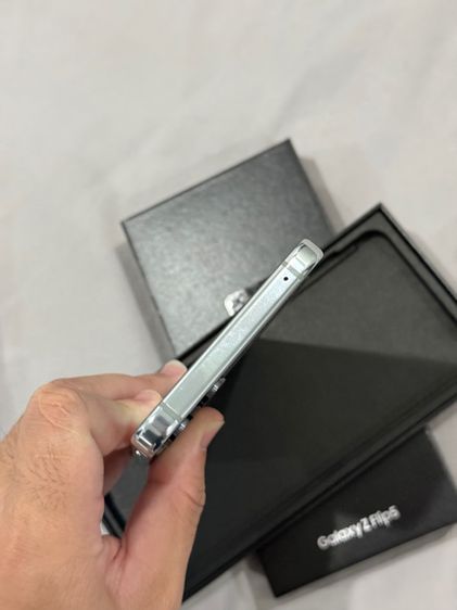 Samsung Glalxy Z Filp5 512GB รูปที่ 7