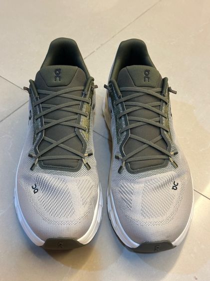 รองเท้า on cloudtild