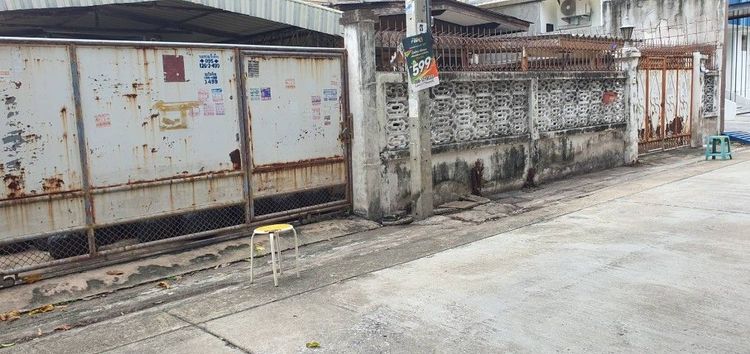 ทำเลทอง ที่ดินพร้อมบ้าน 100วา ห่าง MRT บางยี่ขัน 600เมตร ซอยจรัญสนิทวงศ์57 แยก3-3 เขตบางพลัด รูปที่ 2
