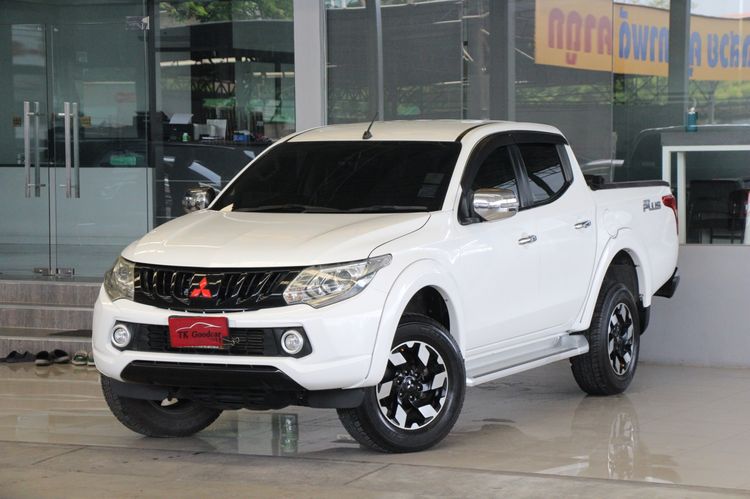 รถ Mitsubishi Triton 2.4 GLS Limited Plus สี ขาว
