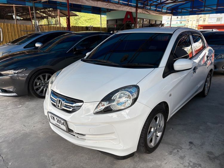 รถ Honda Brio 1.2 Amaze V สี ขาว