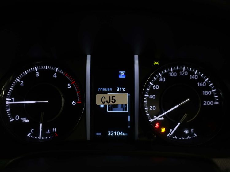 Toyota Fortuner 2024 2.4 Legender Black Top Utility-car ดีเซล ไม่ติดแก๊ส เกียร์อัตโนมัติ ขาว รูปที่ 3