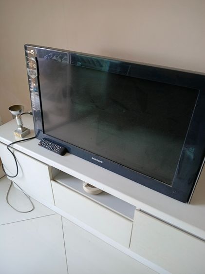 Samsung 32" Full HD TV (LA32B530) – Perfect Condition รูปที่ 2