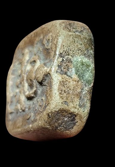 หลวงพ่อปานวัดบางนมโคพิมพ์ขี่เม่นฐานบัวสองชั้น  รูปที่ 4