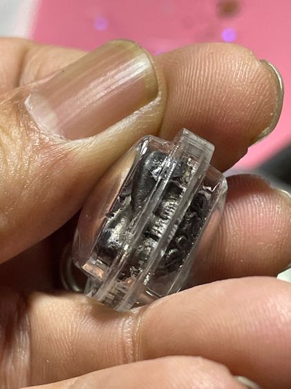 พระปิดตายันต์ตามรูปไม่ทราบที่เนื้อโลหะ พร้อมเลี่ยมกันน้ำอย่างดี สวยมาก รูปที่ 4