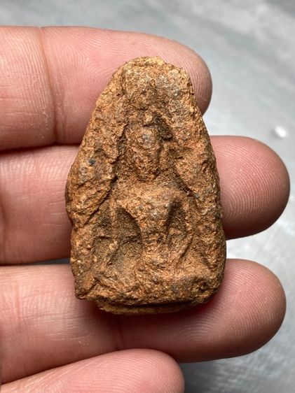 พระเก่าเนื้อดิน